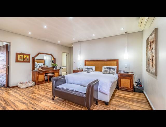 4 BEDROOM HOUSE FOR SALE IN DOWERGLEN EXT 5